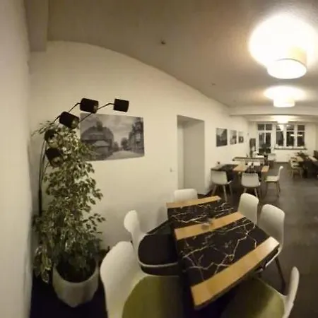 Gleiseins Hotell